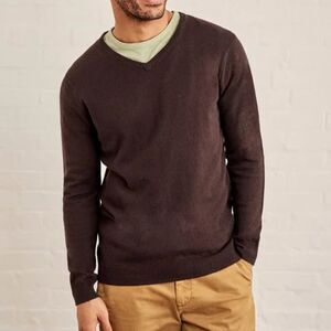 100% Cashmere Finest Two Ply Yarns Brown V-neck